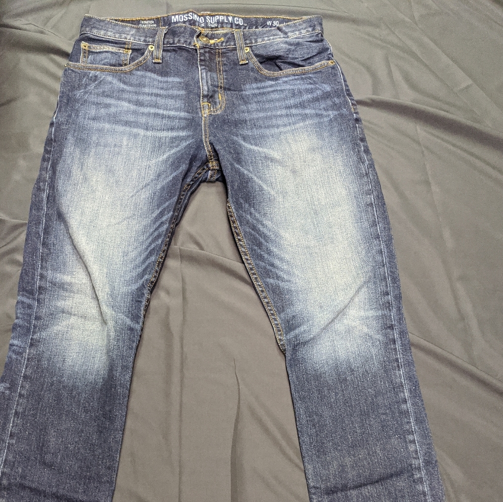 Mens jeans in like new condition!